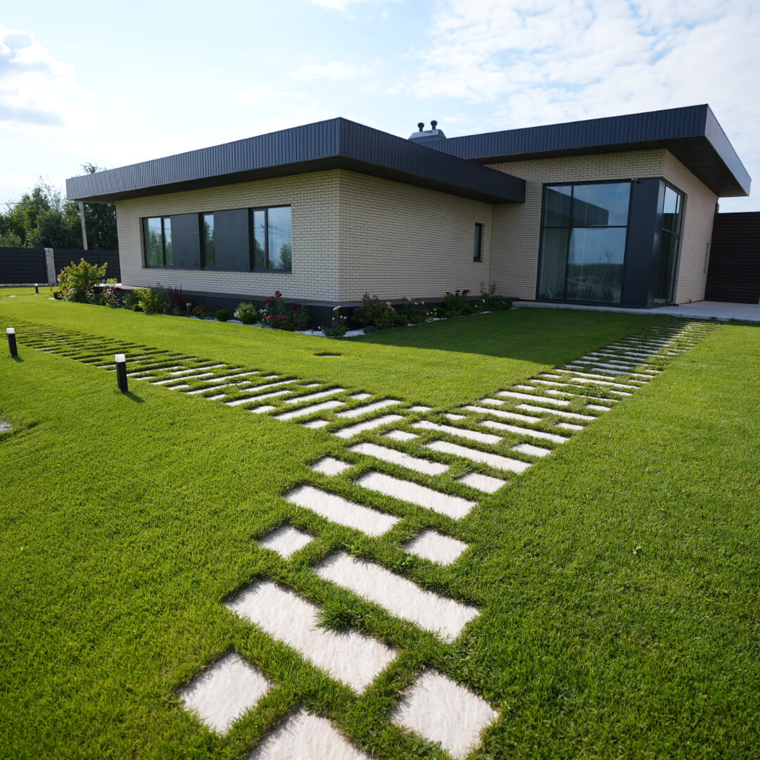 Шаговая плита STONE Светлая Галька 990х330х55мм в Южно-Сахалинске фото